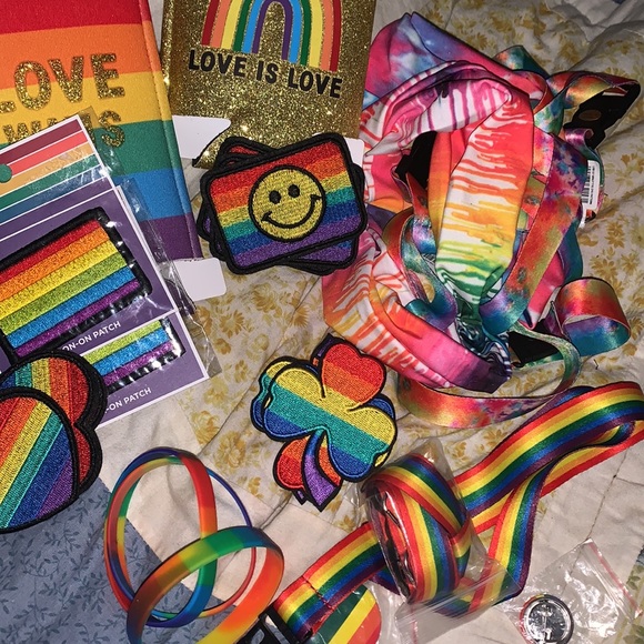 🌈🏳️‍🌈 LGBTQ PRIDE BUNDLES 🏳️‍🌈🌈 - Picture 10 of 17